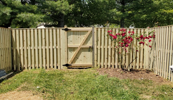 Handyman Dan Service Inc - Woodbridge, VA. Clinton wood fence with gate 2