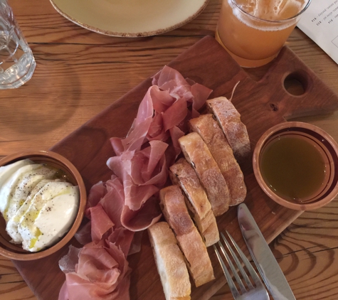 Storico Fresco Alimentari e Ristorante - Atlanta, GA. Prosciutto and mozzarella plate