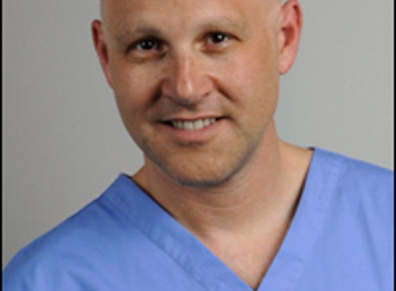 Eric E Zall, DDS - Menomonee Falls, WI