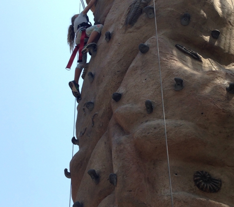 Santa Barbara Zoo - Santa Barbara, CA. Rock climbing