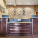Comfort Inn & Suites Lakeside - Motels