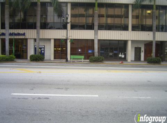 Dr Stern Visual Health Center - Miami Beach, FL