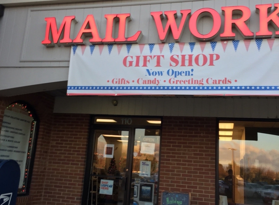 Mail Works - Naperville, IL