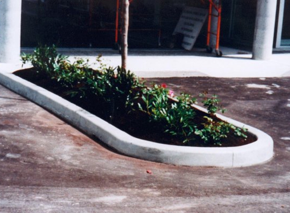 Cutting Edge Kwik Kerb & Lawn Care - Melbourne, FL