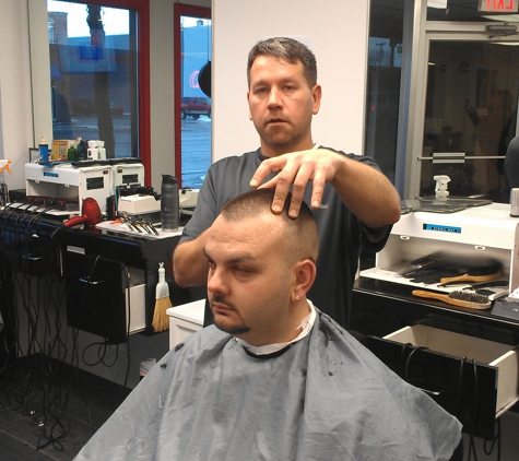 FORD ROAD BARBERS - Garden City, MI