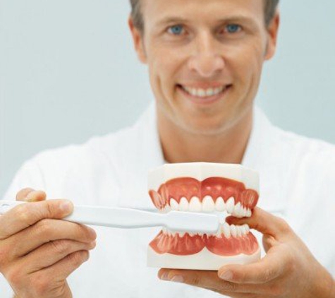 Salem Denture Center - Salem, OR