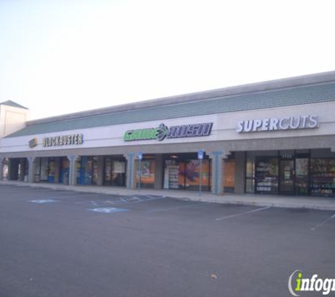 Supercuts - Fresno, CA