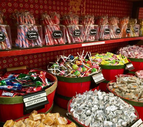 Ma & Pa's Candy - Long Grove, IL