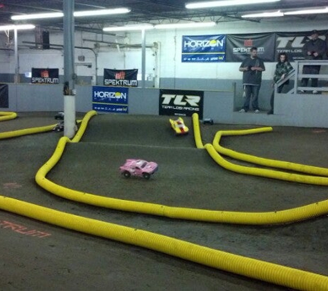 S & N's Trackside Hobbies & Raceway - Brookfield, WI