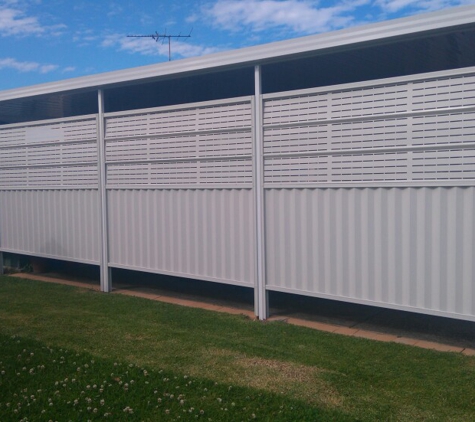 DL Fencing - Gillieston Heights, NSW. Fencing Contractors Newcastle