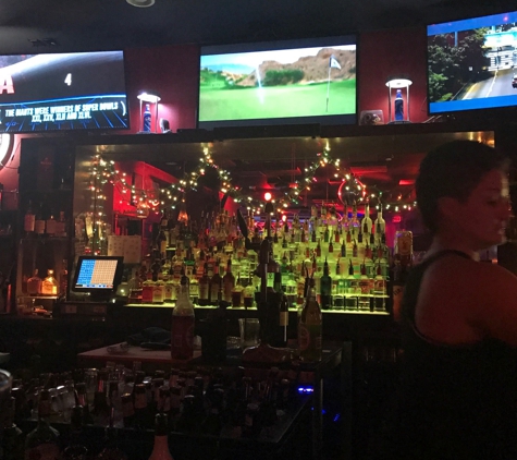 Tracy's Lounge - Melbourne, FL