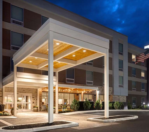 Home2 Suites by Hilton Allentown Bethlehem Airport - Bethlehem, PA