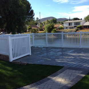 westcoast vinyl fence - Westlake village, CA