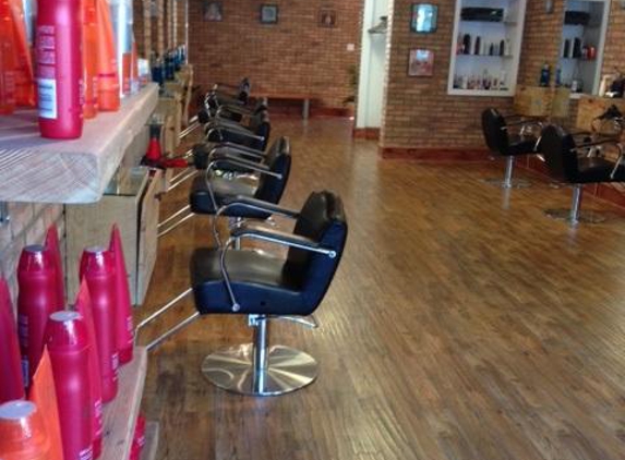 Fulham Salon - Wellesley - Wellesley, MA