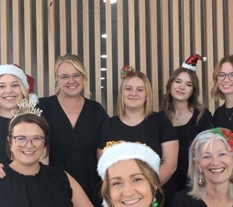 Tangles Hair Studio - Murray Bridge, SA
