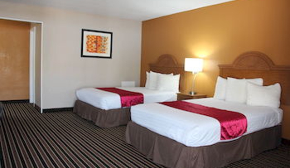 Westbridge Inn & Suites - Clinton, MO