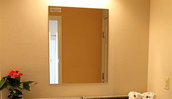 Family Garden Inn & Suites - Laredo, TX