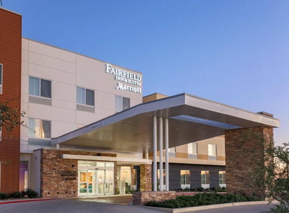 Fairfield Inn & Suites - Pleasanton, TX