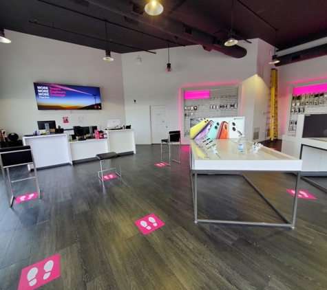 T-Mobile - Weirton, WV