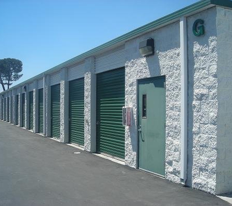 Lockaway Storage - Hemet, CA