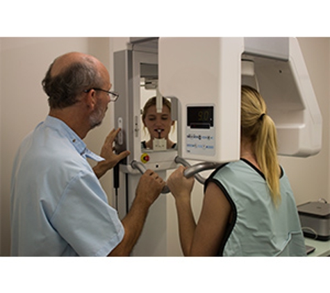 BB Dental Cairns Dentists - Earlville, QLD