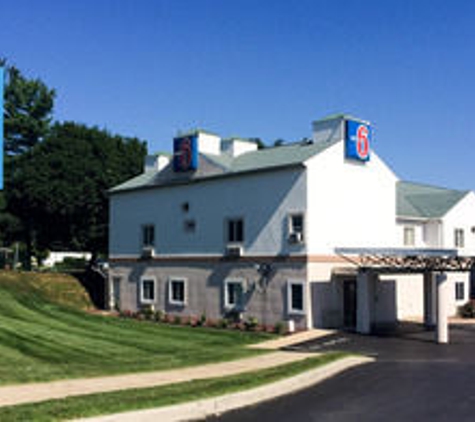 Motel 6 - Gordonville, PA