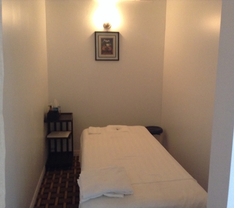 Sole + Mind Reflexology (Massage) - Sherman Oaks, CA