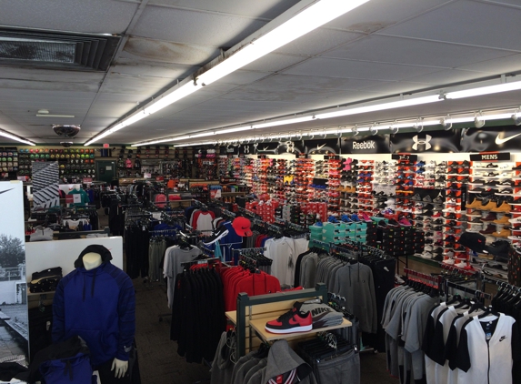 Hibbett Sports - Clewiston, FL