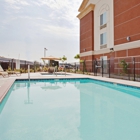 Holiday Inn Express & Suites Dinuba West by IHG