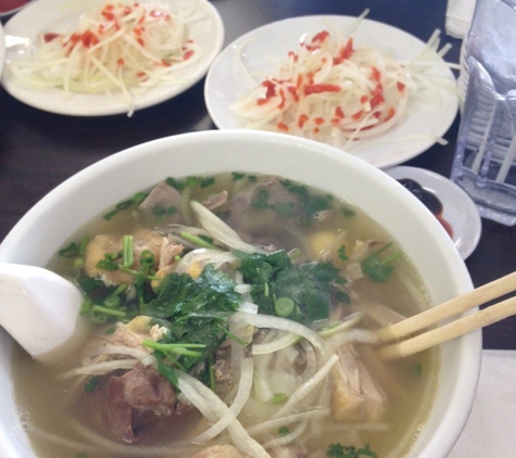 Pho Ga Dakao - Houston, TX