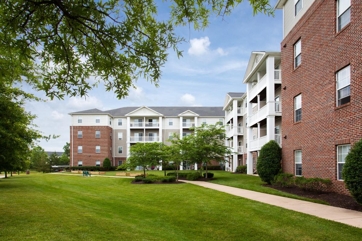 Manchester Lakes Senior Apts - Alexandria, VA 22315