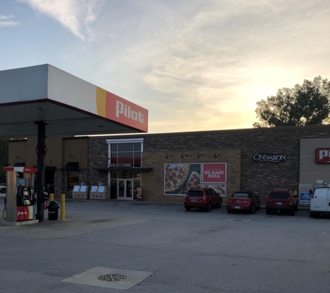 Pilot Travel Center - Bridgeview, IL