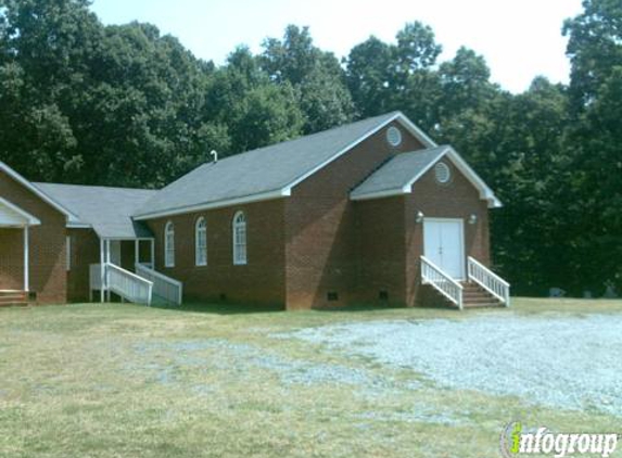 Saint Davie Baptist Church - Wingate, NC