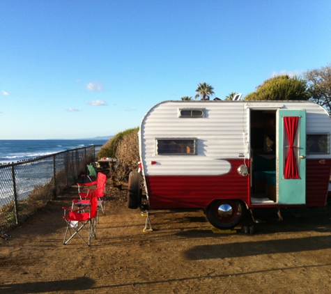 Vintage Camper Rental - Cardiff By The Sea, CA