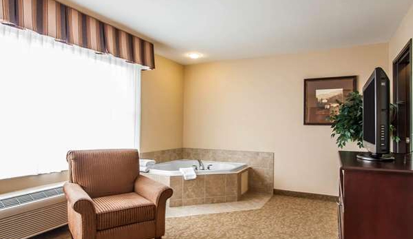 Comfort Inn & Suites McMinnville Wine Country - Mcminnville, OR