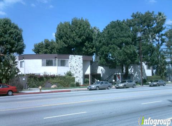 Lido Isle Apartments - Northridge, CA