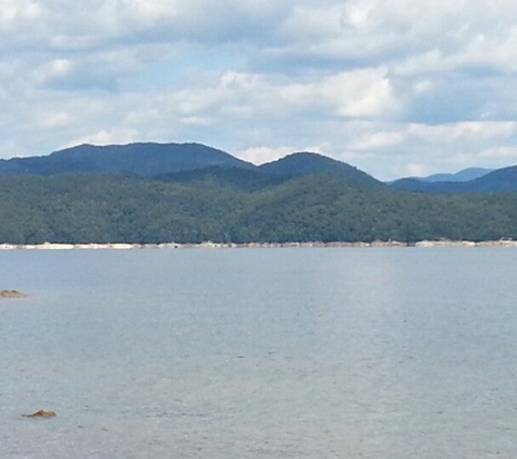 Devil's Fork State Park - Salem, SC