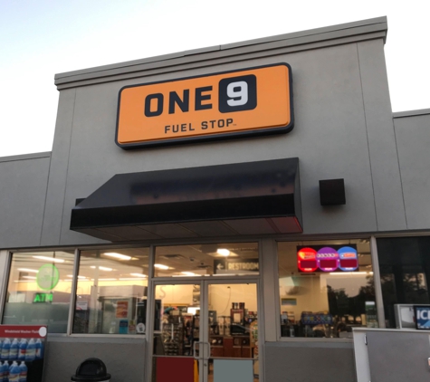 ONE9 Travel Center - Heiskell, TN