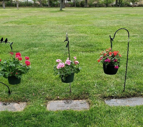 Parkview Memorial Cemetery - Livonia, MI