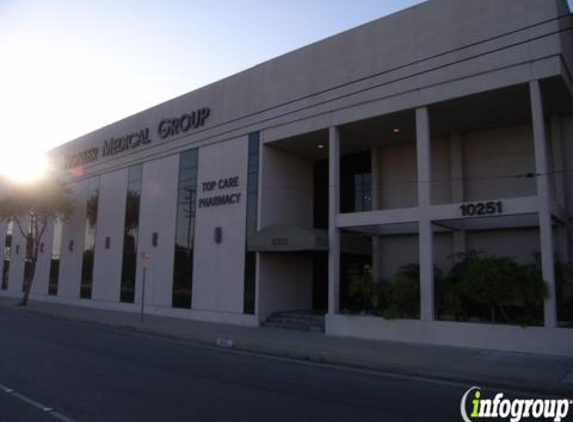 Pioneer Medical Group - Bellflower, CA