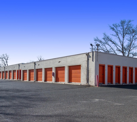 Public Storage - Eatontown, NJ