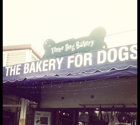 The Dog Bakery - Los Angeles, CA
