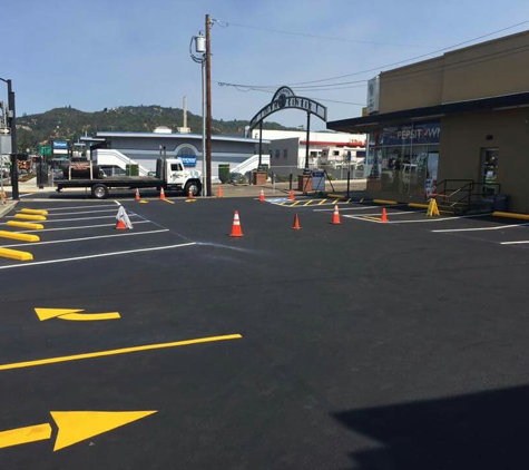 Bright Stripe Parking Lot Maintenance - Rockport, TX