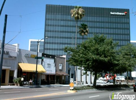 Juan Juan Salon - Beverly Hills, CA