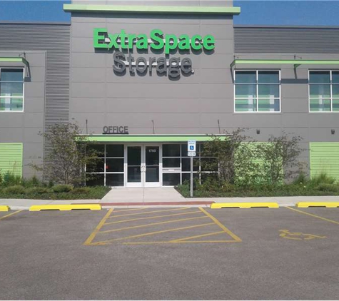 CubeSmart Self Storage - Mount Prospect, IL