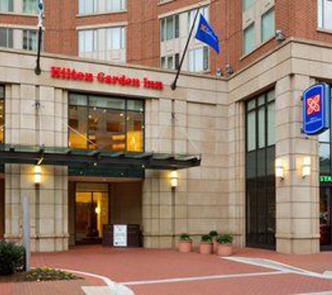 Hilton Garden Inn Baltimore Inner Harbor - Baltimore, MD