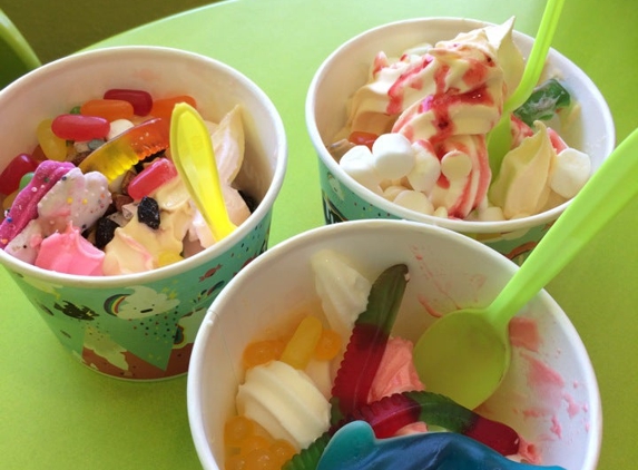 Tutti Frutti Frozen Yogurt - San Carlos, CA