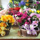 Hazel's Flowers - Gift Baskets