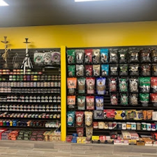 Queen Smoke Shop - Loveland, OH