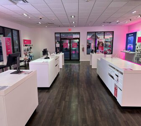 T-Mobile - Canton, OH